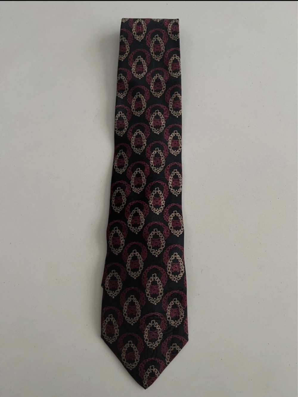 Valentino Cravatte Vintage Designer Silk Tie Hand Made in Italy